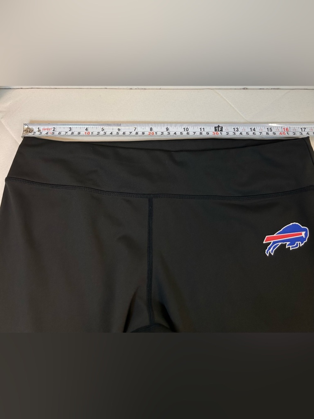 NFL Team Apparel Buffalo Bills Black Leggings with Blue & Red Logo Women’s 2XL - Picture 5 of 7
